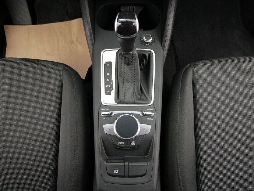 Audi Q2 35 1.5 TFSI 7-S-tronic LED+NAVI+ALU+ALARM 39.917 km 22.900 € Hagenow 19230