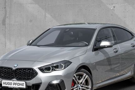 BMW M235