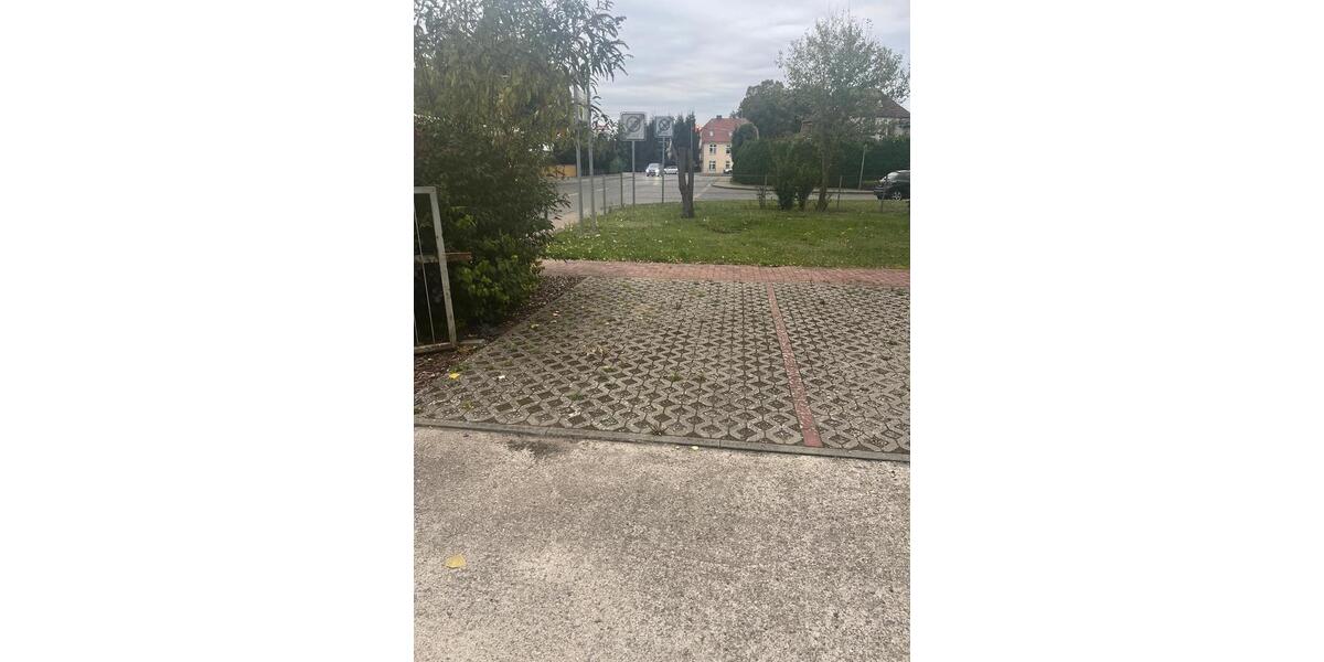 Garagen / Stellplätze Schwerin Friedrichsthal - 25&euro; | Angebot:25731197