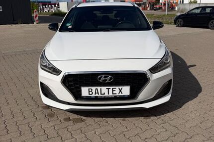 Hyundai i30 152.000 km 9.999 &euro; Wismar 23970