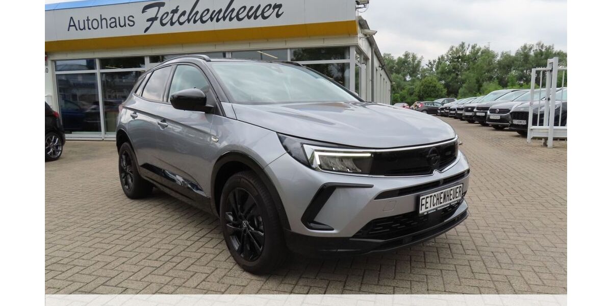 Opel Grandland (X) 24.560 km 22.950 &euro; Schwerin 19057