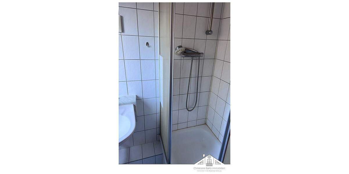 Mehrfamilienhaus, Wohnhaus Warin - 8 Zimmer, 134 m&sup2;, 104.750&euro; | Angebot:25747417