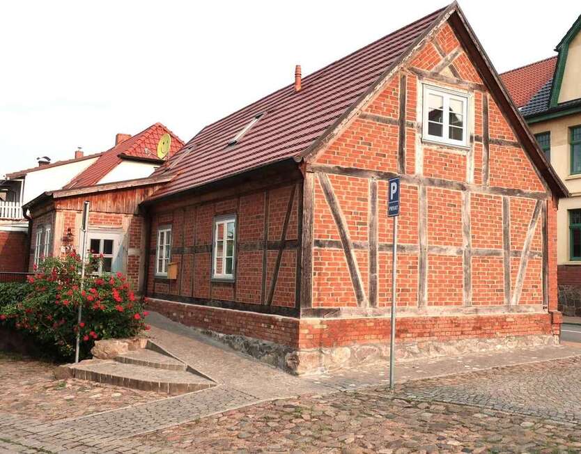 Haus zum Mieten in Warin 990 € 102 m²