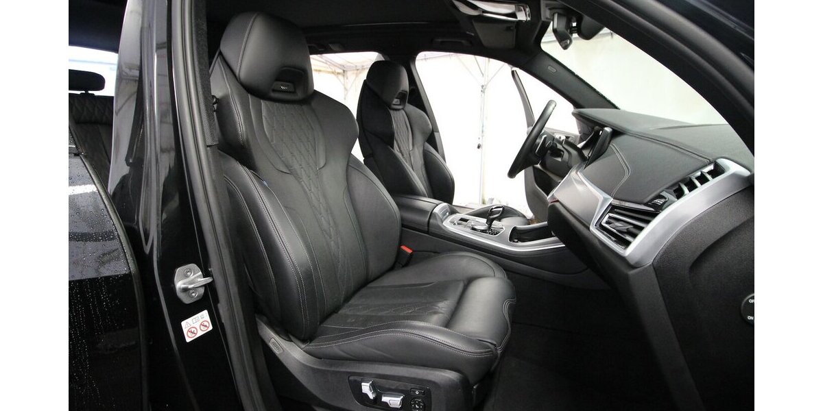 BMW X5 xDrive 40d M Sport LUFT+AHK+PANO-DACH+HEAD-UP 151.379 km 53.500 &euro; Hagenow 19230