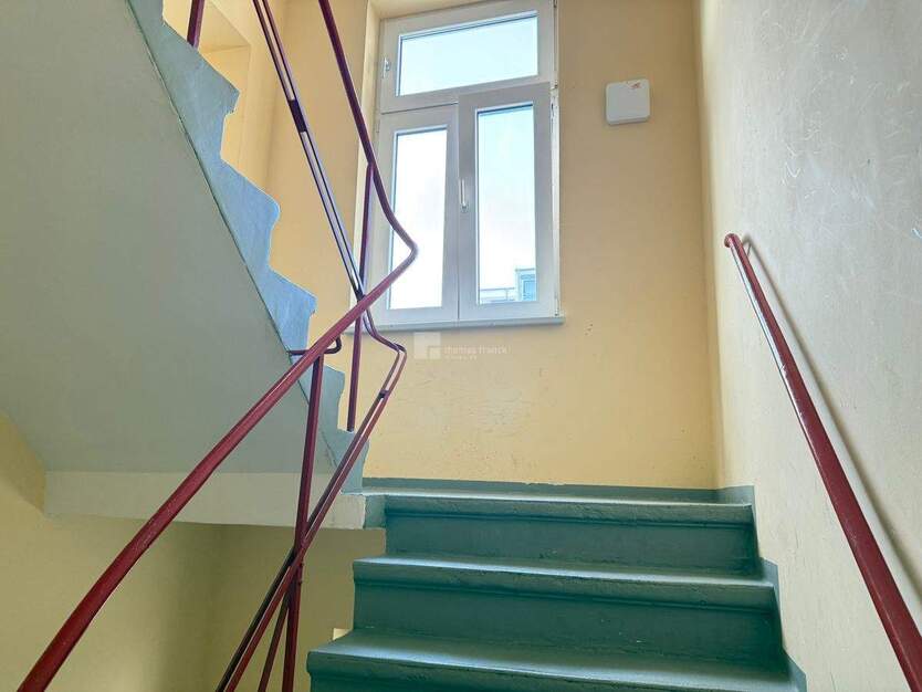 Mitten in der Stadt, fern vom Trubel: 2-Zimmer-Hofwohnung mit Balkon 2 zimmer