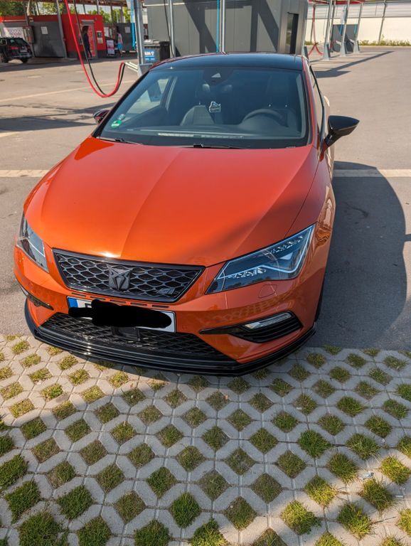 Seat Leon 88.000 km 20.000 € Schwerin 19055