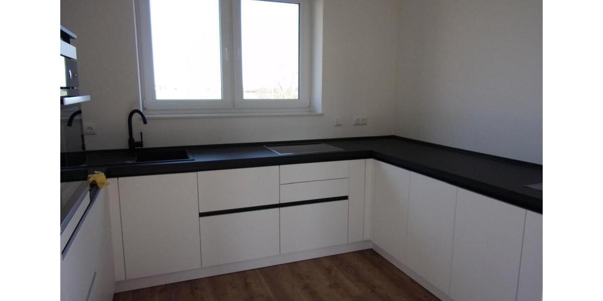 Einfamilienhaus Schwerin Friedrichsthal - 8 Zimmer, 222 m&sup2;, 670.000&euro; | Angebot:26355574