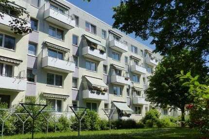 Wohnung Schwerin Großer Dreesch - 3 Zimmer, 54 m&sup2;, 357&euro; | Angebot:26549878