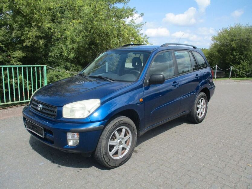 RAV 4