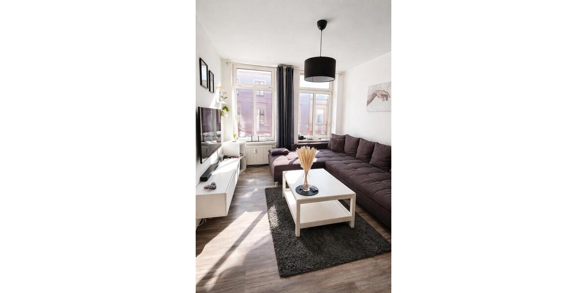 Mehrfamilienhaus, Wohnhaus Schwerin - 27 Zimmer, 674 m&sup2;, 1.490.000&euro; | Angebot:26250073