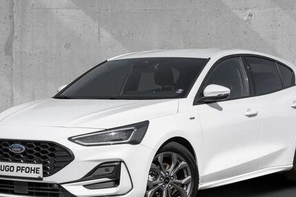 Ford Focus 18.573 km 24.950 € Schwerin 19061