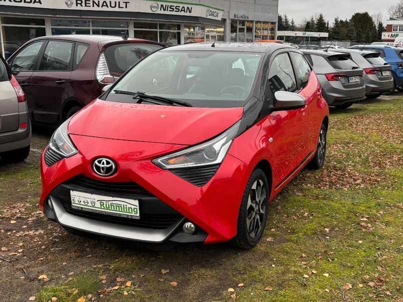 Toyota Aygo (X) 52.384 km 9.950 € Hagenow 19230