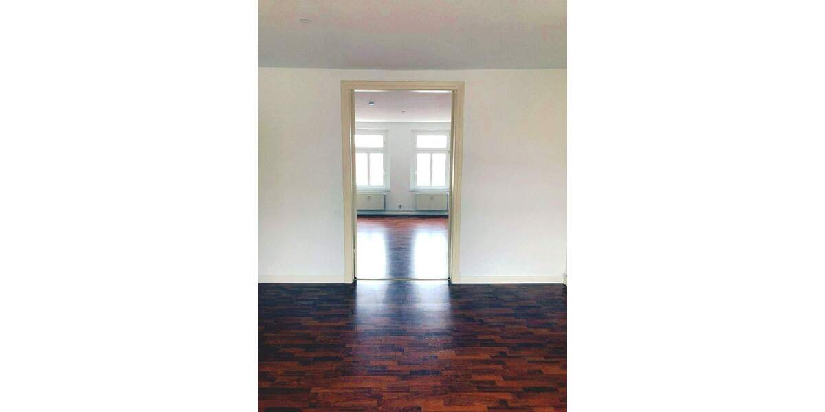 Etagenwohnung Schwerin Weststadt - 3 Zimmer, 107 m&sup2;, 1.000&euro; | Angebot:25037952