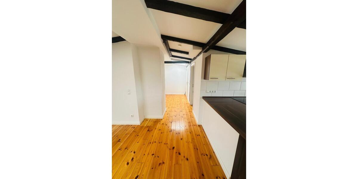 Dachgeschosswohnung SN Lewenberg 2 zimmer