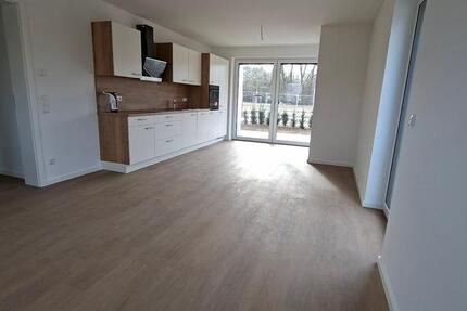 Wohnung Schwerin Friedrichsthal - 2 Zimmer, 70 m&sup2;, 1.050&euro; | Angebot:25787016