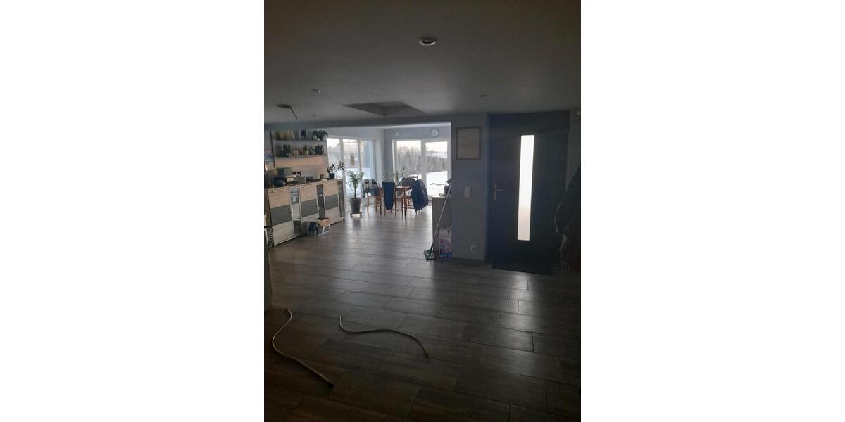 Einfamilienhaus Brüel - 4 Zimmer, 230 m&sup2;, 300.000&euro; | Angebot:24787988