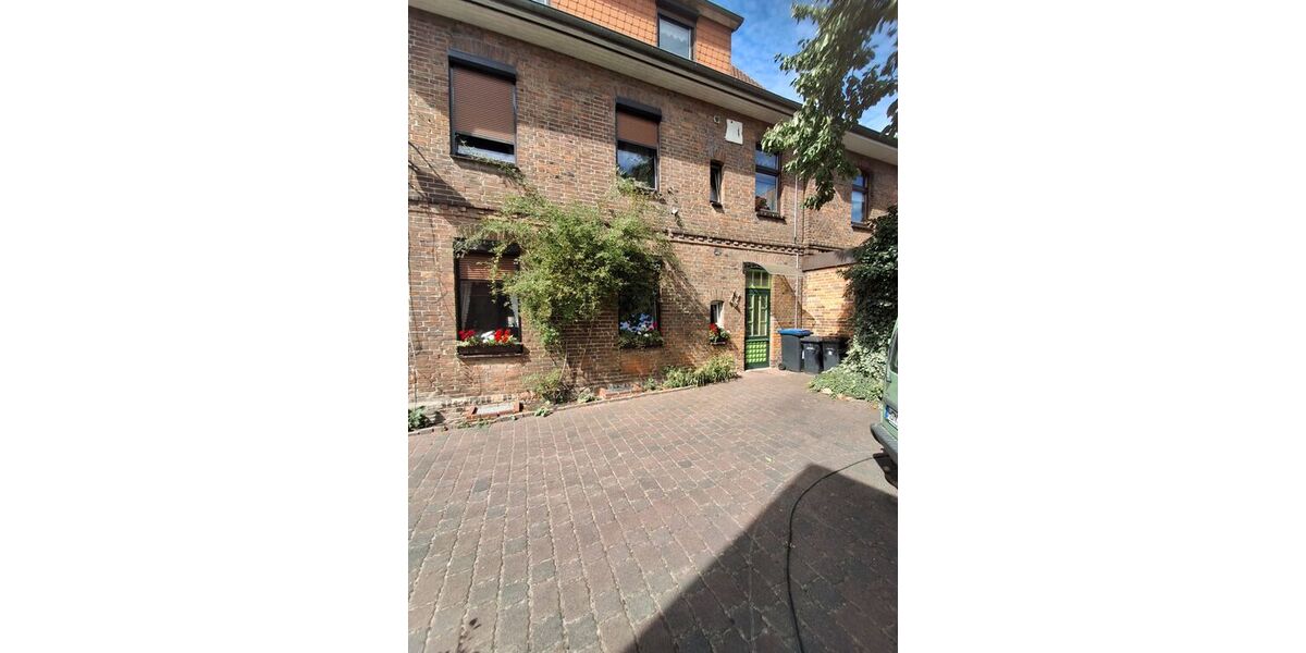 Attraktives Mehrfamilienhaus - Mehrfamilienhaus, Wohnhaus Hagenow | Angebot:27266658