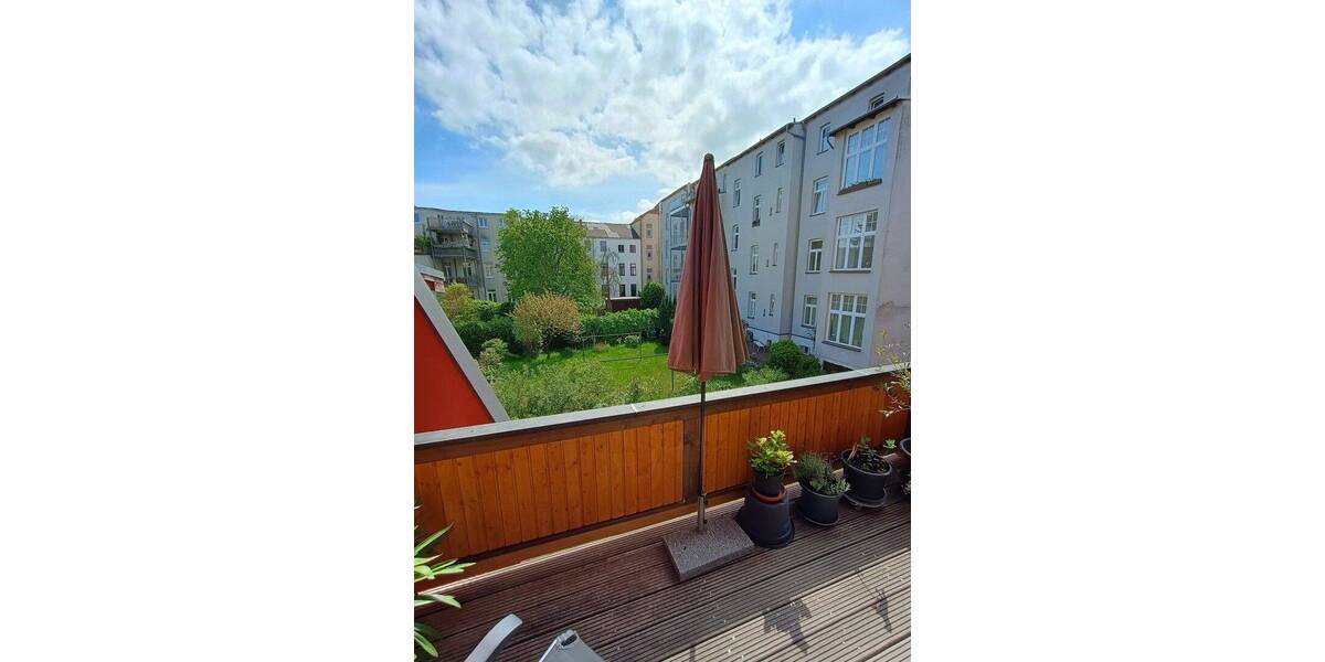 Etagenwohnung Schwerin Paulsstadt - 5 Zimmer, 177 m&sup2;, 2.130&euro; | Angebot:26499226