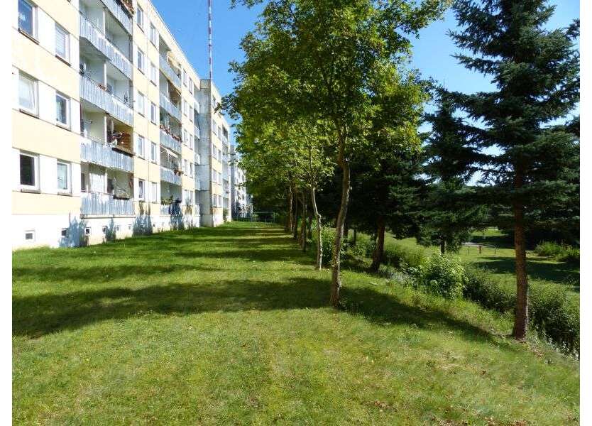 Wohnung zum Mieten in Schwerin 350 € 57.88 m²