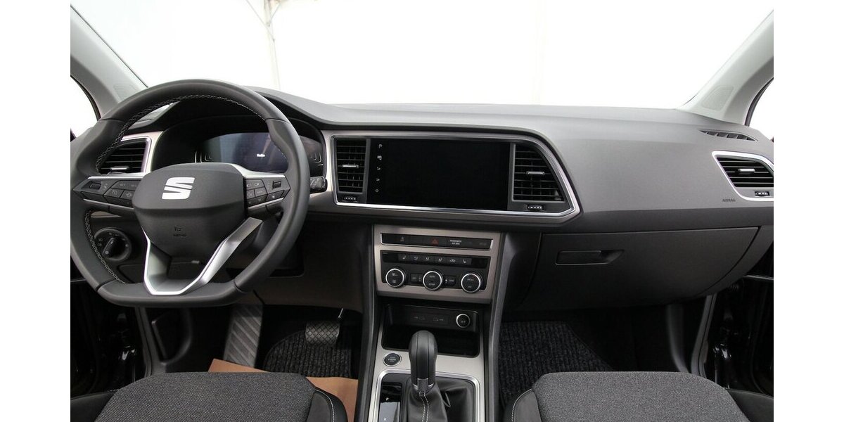 Seat Ateca 1.5 TSI 7-DSG Xperience NAVI+LED+KAMERA 28.363 km 27.900 &euro; Hagenow 19230