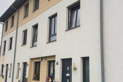 Haus Schwerin Friedrichsthal - 4 Zimmer, 120 m&sup2;, 1.320&euro; | Angebot:27624737