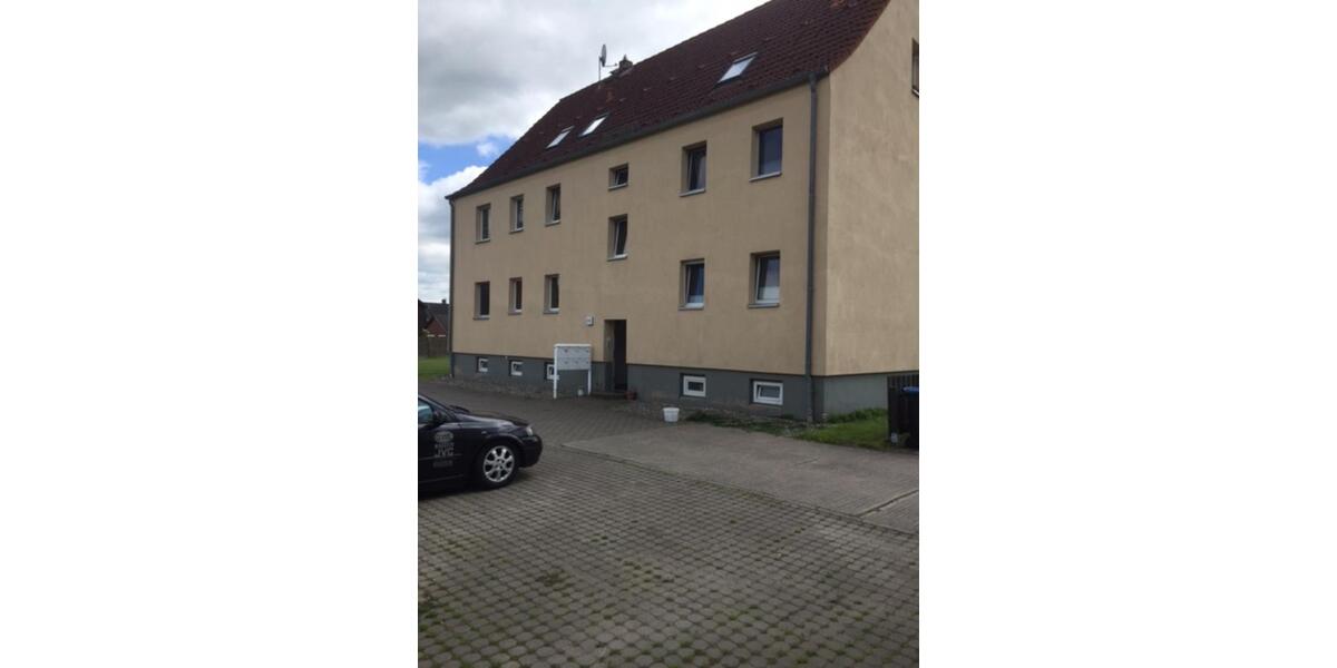 Etagenwohnung Crivitz - 2 Zimmer, 44 m&sup2;, 300&euro; | Angebot:25405766