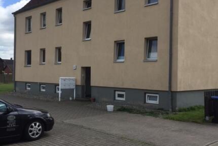 Wohnung Crivitz - 2 Zimmer, 44 m&sup2;, 300&euro; | Angebot:25405766