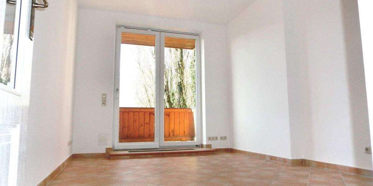 ~ Schöne 1-Zimmer-Wohnung Innenstadt mit Südbalkon, EBK, Bad mit Fenster, Badewanne und Dusche in der Paulsstadt ~ 1 zimmer