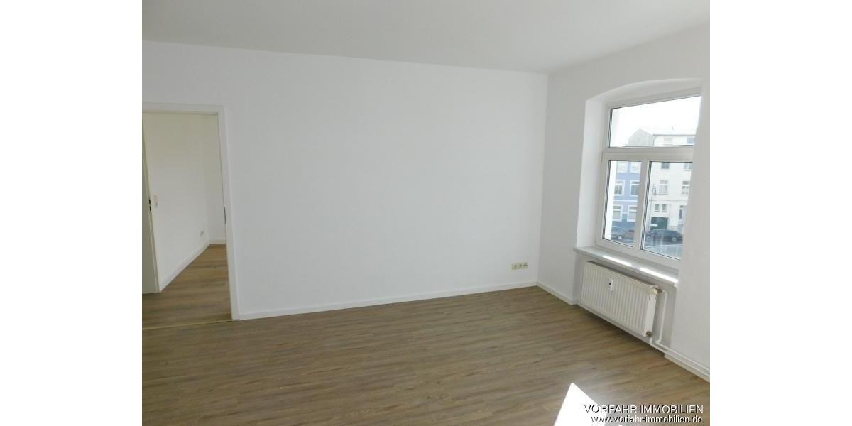 Etagenwohnung Schwerin - 4 Zimmer, 82 m&sup2;, 779&euro; | Angebot:25976090