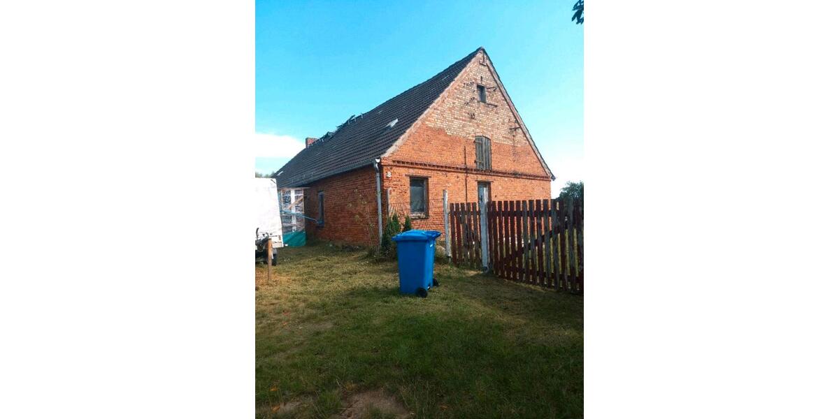 1 ha Grundstück mit Altbestand + Baugenehmigung für 2 tolle WE zimmer