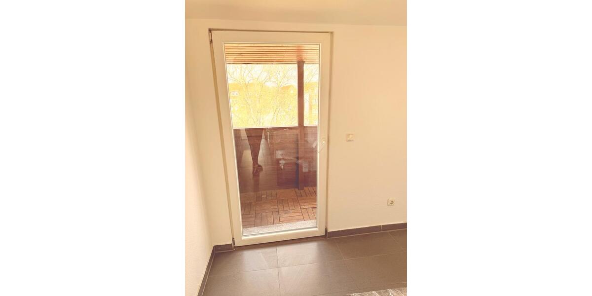 Dachgeschoßwohnung Schwerin - 2 Zimmer, 56 m&sup2;, 616&euro; | Angebot:26232582