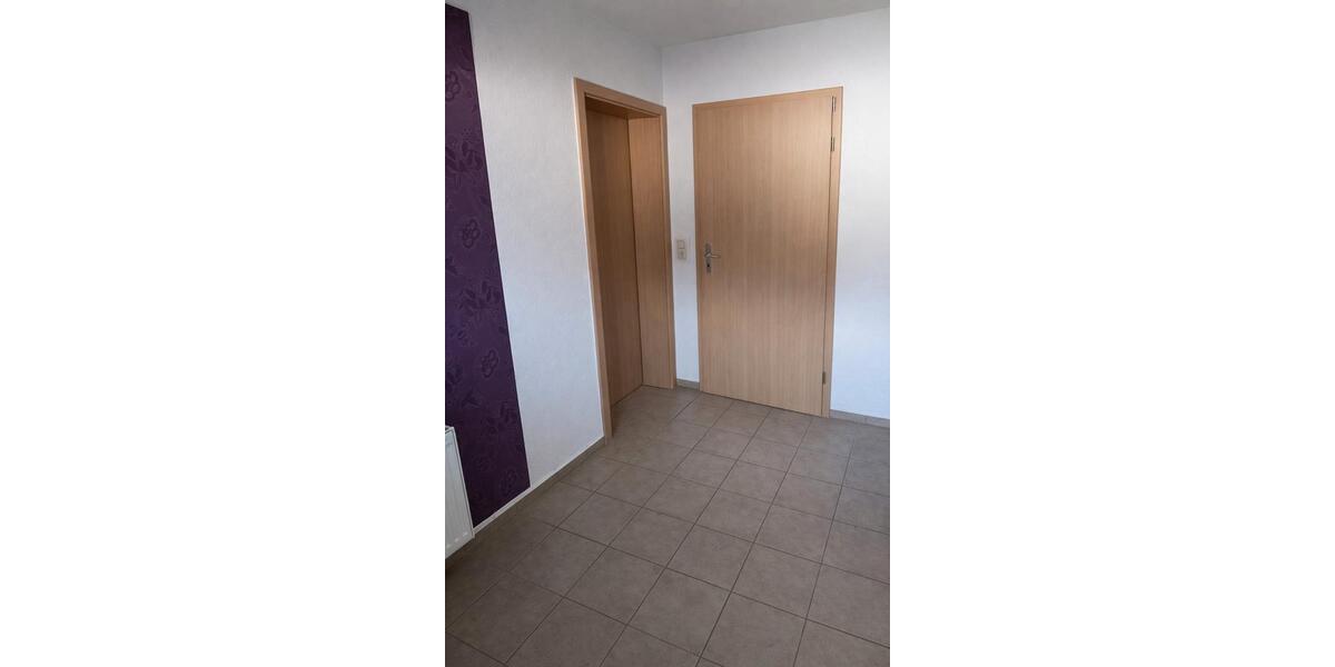 Einfamilienhaus Domsühl - 6 Zimmer, 165 m&sup2;, 225.000&euro; | Angebot:27094392