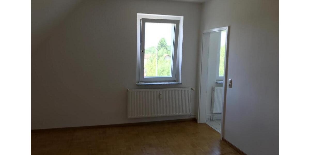 Dachgeschoßwohnung Rehna - 1 Zimmer, 33 m&sup2;, 270&euro; | Angebot:26375323