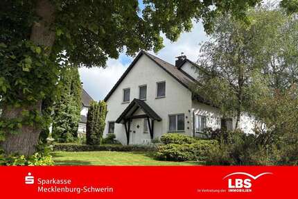 Haus Zülow - 8 Zimmer, 187 m&sup2;, 345.000&euro; | Angebot:26837750