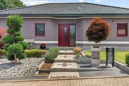 Haus zum Kaufen in Schwerin 599.000 € 122 m² 4 zimmer