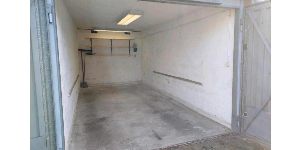 Garagen / Stellplätze Schwerin Neumühle - 75&euro; | Angebot:26147798