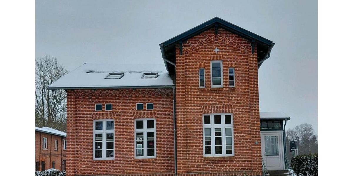 Dachgeschoßwohnung Gadebusch - 3 Zimmer, 65 m&sup2;, 825&euro; | Angebot:25086181