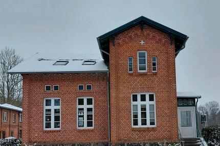 Wohnung Gadebusch - 3 Zimmer, 65 m&sup2;, 825&euro; | Angebot:25086181