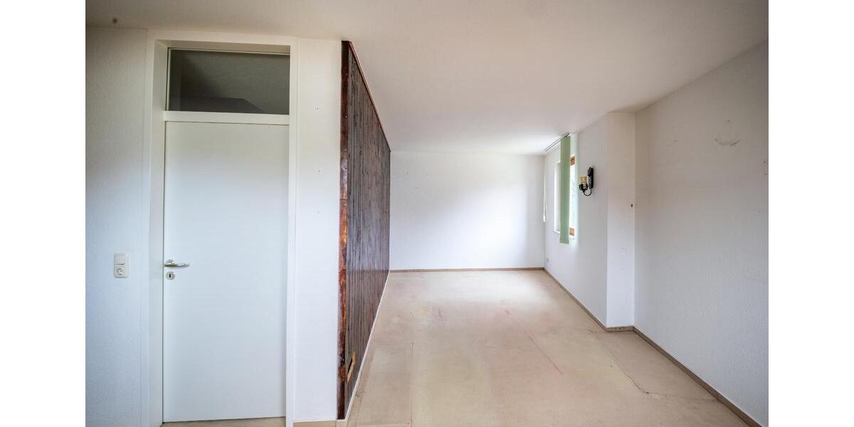 Familienfreundliches Massivhaus mit ausgebautem Studio 5 zimmer