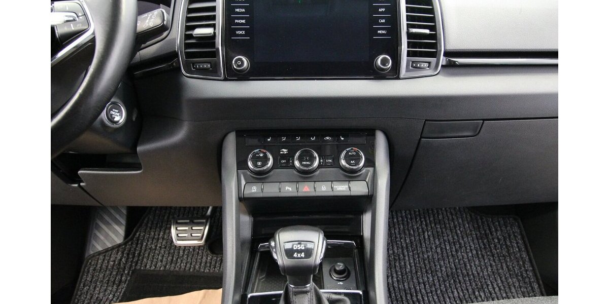 Skoda Karoq 2.0 TDI 7-DSG 4x4 Style LED+NAVI+KAMERA 172.628 km 16.000 &euro; Hagenow 19230