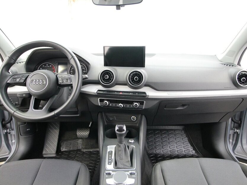 Audi Q2 35 1.5 TFSI 7-S-tronic LED+NAVI+ALU+ALARM 43.288 km 22.900 € Hagenow 19230