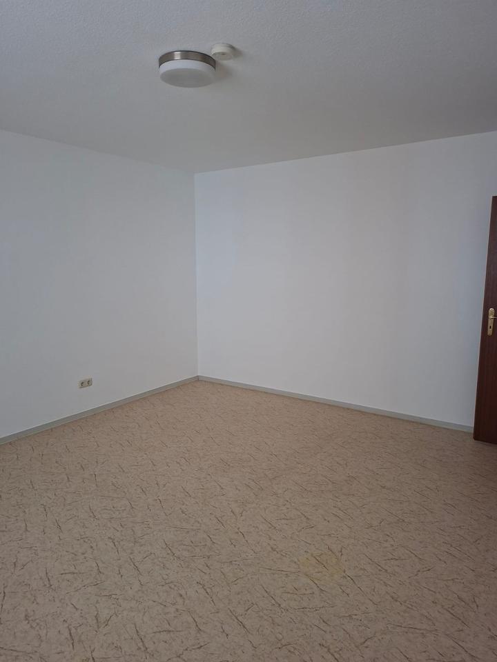 Zentrale Lage und im Grünen - Schöne Wohnung 65m²