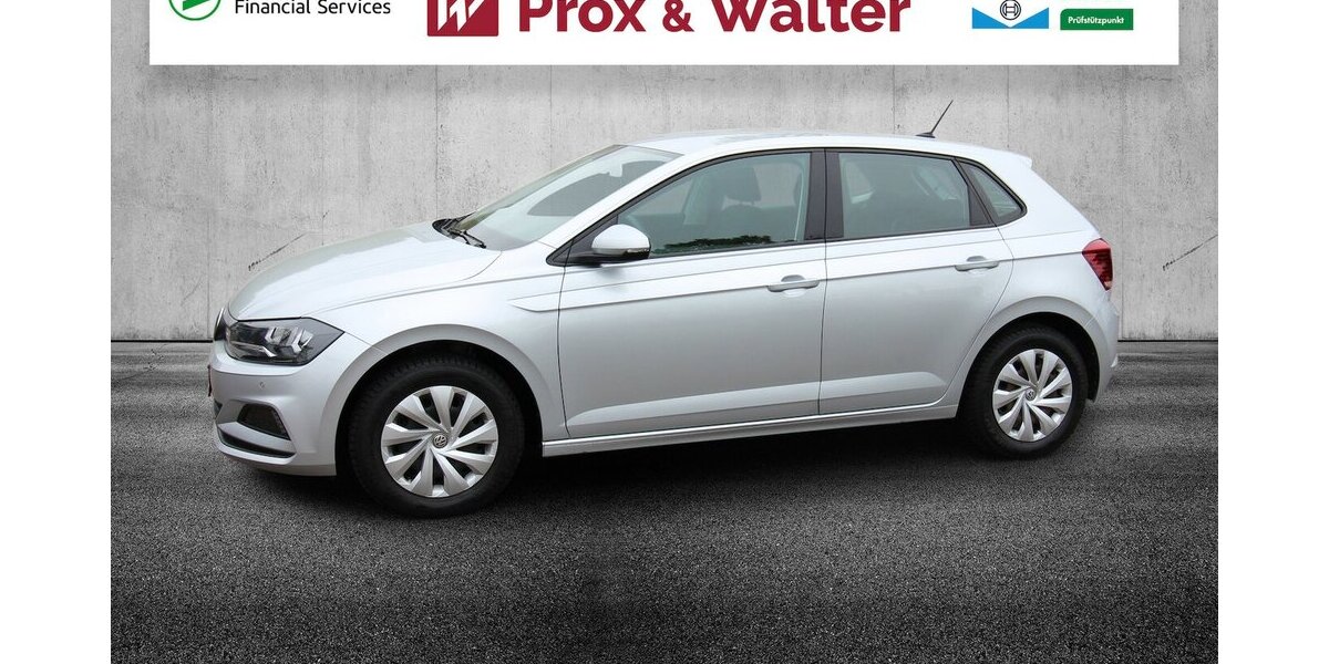 VW Polo VI Comfortline NAVI+WINTER-PAKET+TEMPOMAT 43.235 km 13.970 &euro; Hagenow 19230