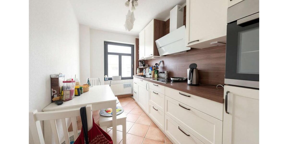 Etagenwohnung Schwerin - 3 Zimmer, 81 m&sup2;, 815&euro; | Angebot:26682664