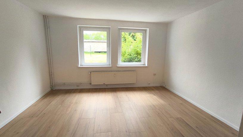 Erdgeschoßwohnung Crivitz - 3 Zimmer, 65 m&sup2;, 535&euro; | Angebot:26589380