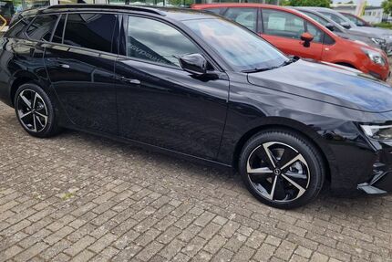 Opel Astra 24.353 km 26.490 &euro; Schwerin 19055