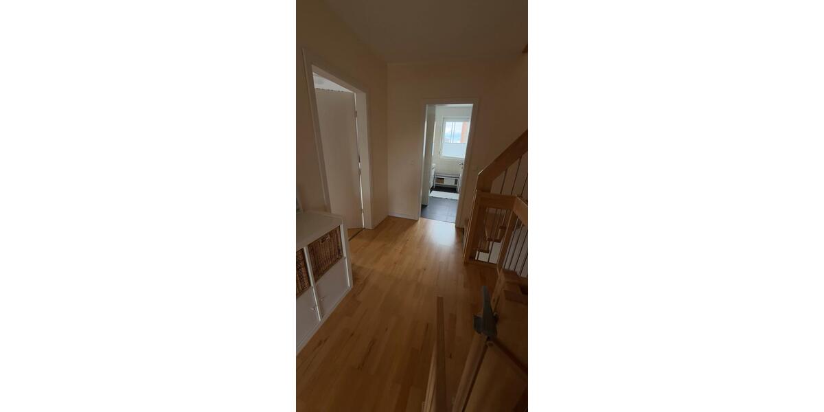 Reihenhaus Schwerin Friedrichsthal - 4 Zimmer, 140 m&sup2;, 1.600&euro; | Angebot:27624767
