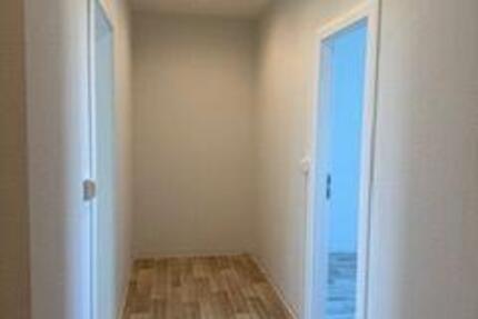 Wohnung Schwerin Gartenstadt - 3 Zimmer, 60 m&sup2;, 417&euro; | Angebot:25374132