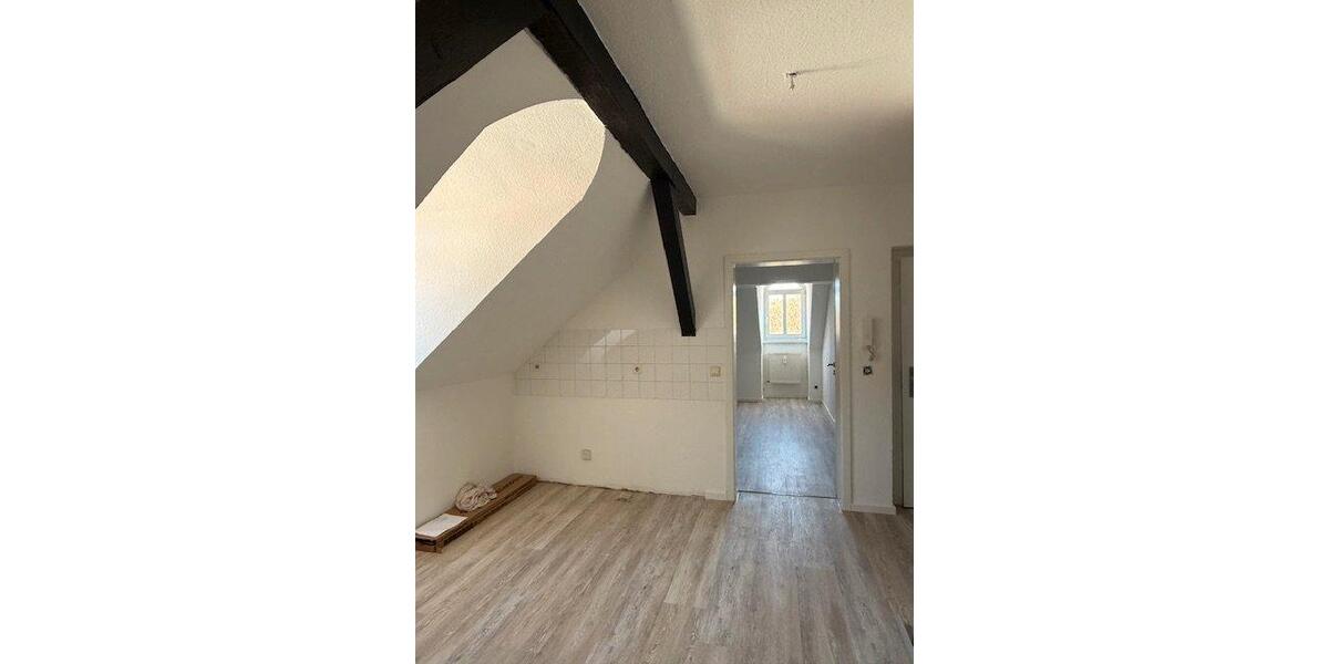 Dachgeschoßwohnung Pinnow - 2 Zimmer, 50 m&sup2;, 422&euro; | Angebot:26461662