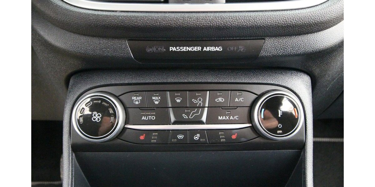 Ford Fiesta EcoBoost Titanium LED+TEMPOMAT+SITZHEIZ 67.364 km 13.500 &euro; Hagenow 19230